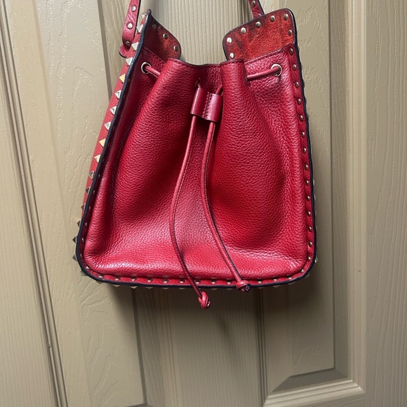 Valentino Rockstud Bucket Bag - Picture 1 of 8